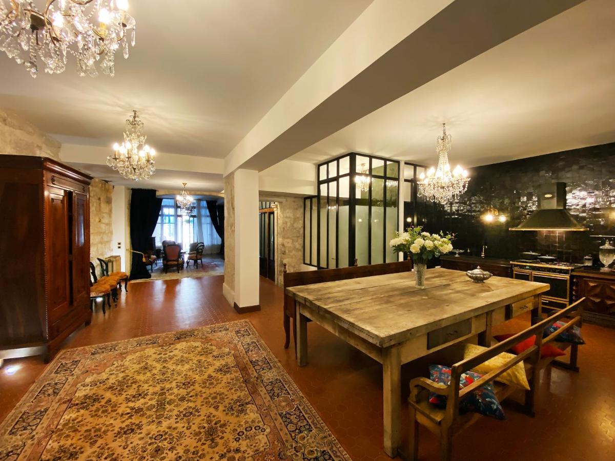 L'Heure Bleue - Charme Et Histoire Au Coeur D'Avignon Apartamento Exterior foto