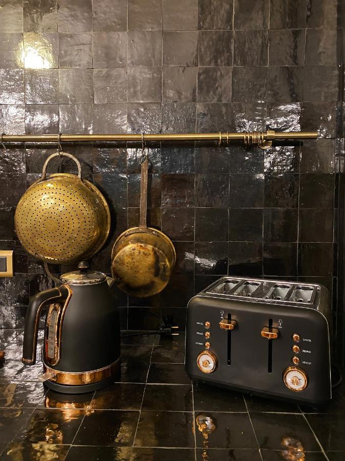 L'Heure Bleue - Charme Et Histoire Au Coeur D'Avignon Apartamento Exterior foto